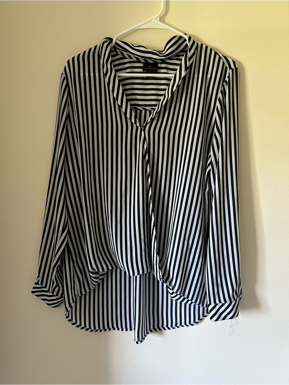 Worthington Black and White Vertical Stripe V-Neck Blouse